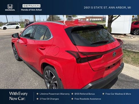 Used 2024 Lexus UX 250h AWD w/ Premium Package image 12