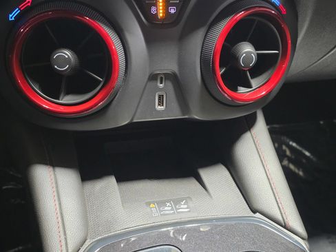 Used 2021 Chevrolet Blazer RS w/ Enhanced Convenience Package FWD image 30