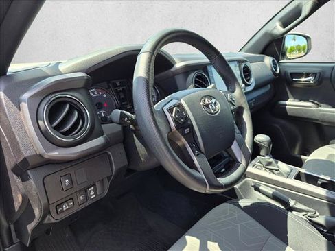 Used 2023 Toyota Tacoma TRD Off-Road AWD/4WD image 10