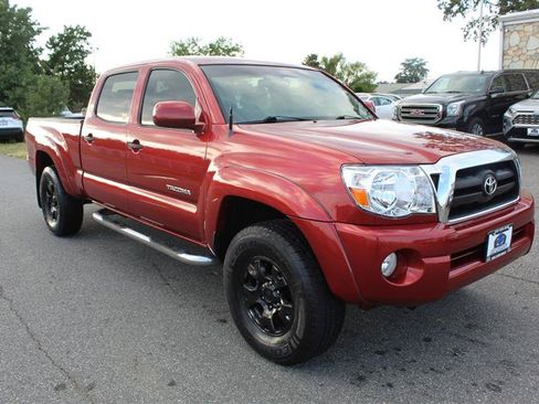 Used 2005 Toyota Tacoma PreRunner w/ SR5 Pkg #3 RWD image 9