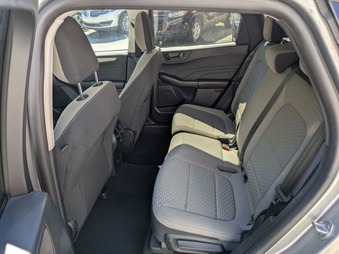 Used 2022 Ford Escape SE image 7