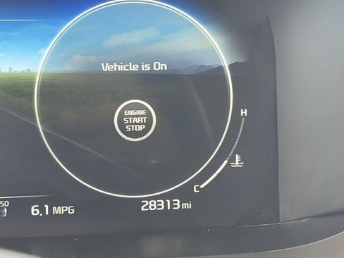 Certified 2023 Kia Sorento SX AWD/4WD image 30