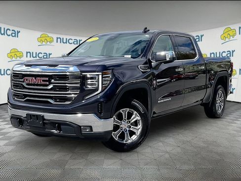 Used 2025 GMC Sierra 1500 SLT AWD/4WD image 3