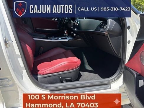 Used 2020 Kia Stinger GT1 RWD image 28