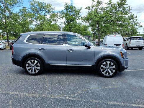Used 2020 Kia Telluride S AWD/4WD image 2