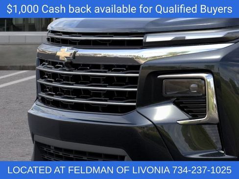 New 2026 Chevrolet Traverse LT w/ Sun and Wheel Package FWD image 13