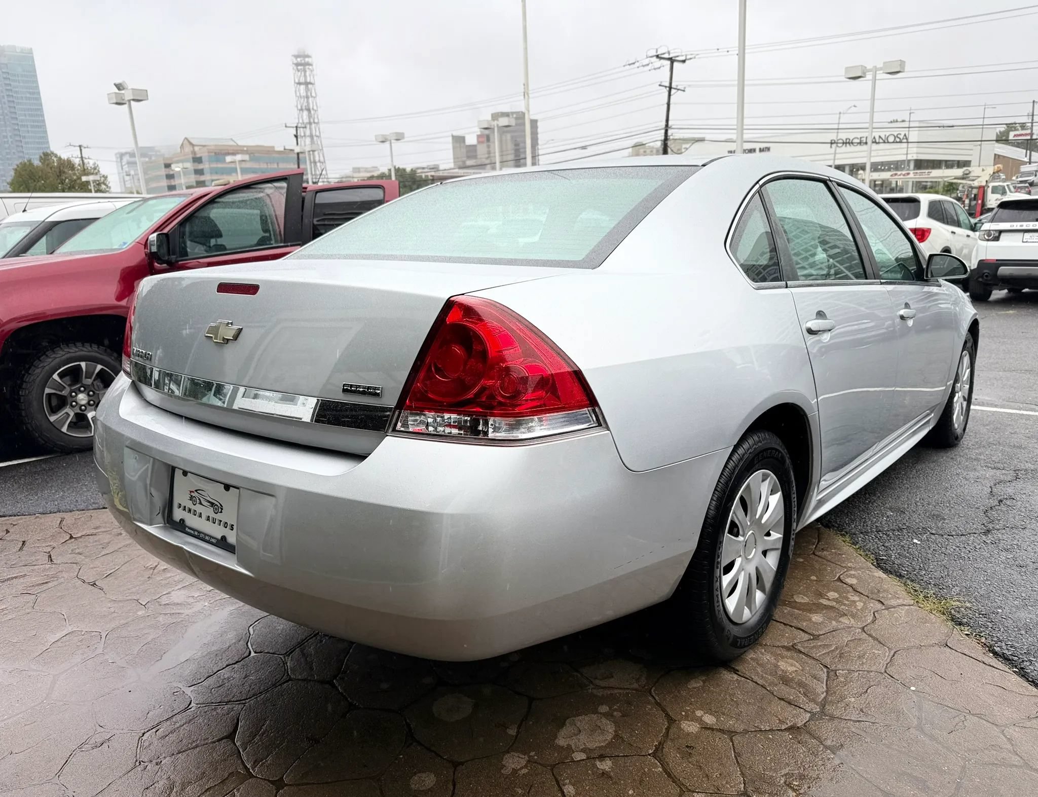 Used 2010 Chevrolet Impala LS FWD image 6