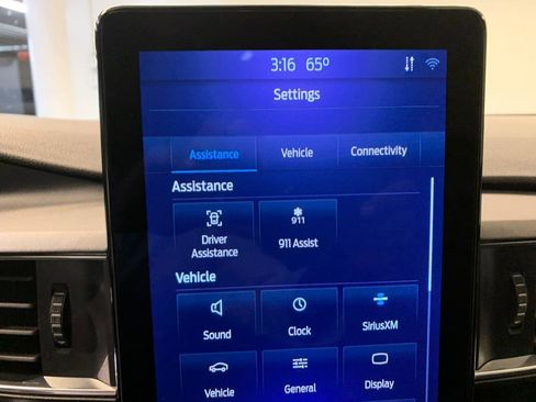 Used 2022 Ford Explorer ST w/ Equipment Group 401A image 32