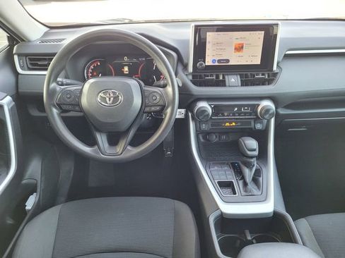 Used 2024 Toyota RAV4 LE image 7