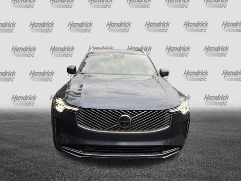 Certified 2026 Volvo XC90 B6 Plus AWD/4WD image 3