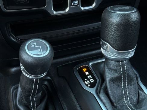 Used 2022 Jeep Wrangler Unlimited Sahara w/ Cold Weather Group image 26