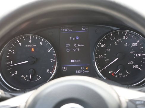 Used 2018 Nissan Rogue S AWD/4WD image 19