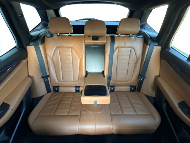 Used 2019 BMW X3 xDrive30i w/ Driving Assistance Package AWD/4WD image 16