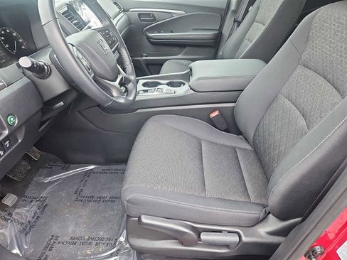 Certified 2025 Honda Ridgeline Sport image 25