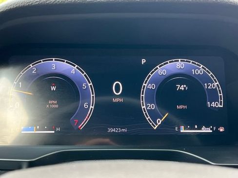 Used 2025 Jeep Grand Cherokee Laredo X w/ Luxury Tech Group I AWD/4WD image 19