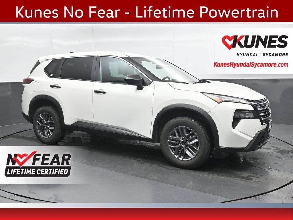 Used 2024 Nissan Rogue S AWD/4WD image 1