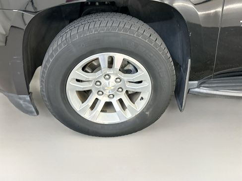 Used 2019 Chevrolet Tahoe LT AWD/4WD image 11