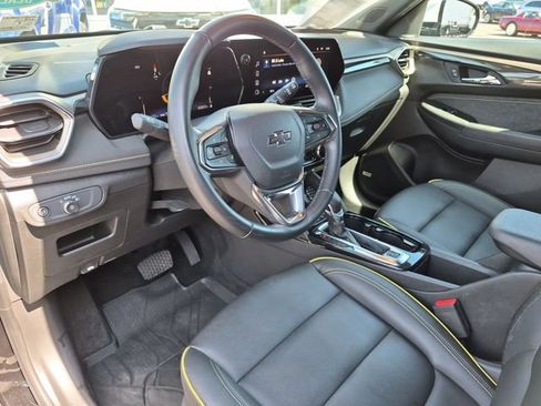 Used 2024 Chevrolet TrailBlazer ACTIV w/ Convenience Package AWD/4WD image 12