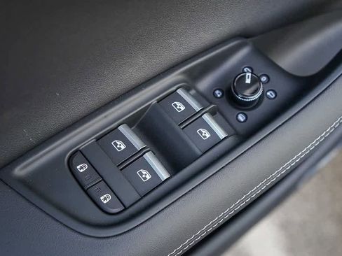 New 2026 Audi Q7 2.0T Premium Plus image 23