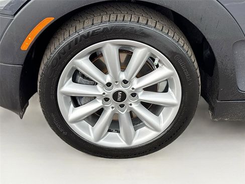Used 2017 MINI Cooper Clubman S image 30
