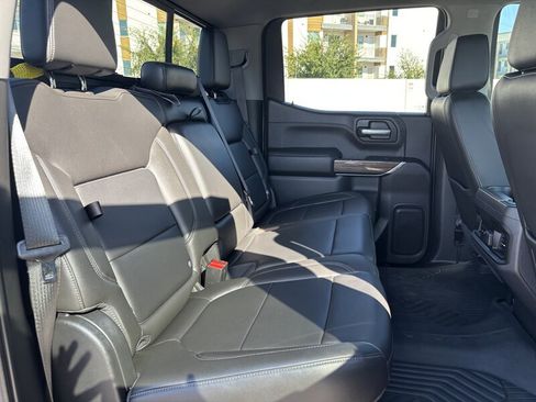 Used 2020 Chevrolet Silverado 1500 LT Trail Boss AWD/4WD image 46