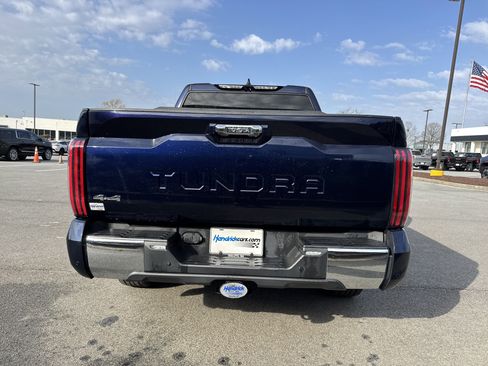 Used 2022 Toyota Tundra 1794 Edition image 9