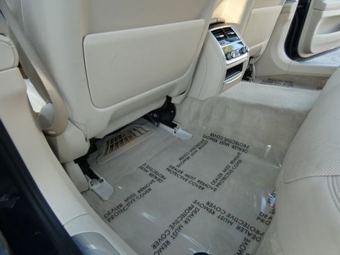 Used 2016 BMW 750i xDrive image 59