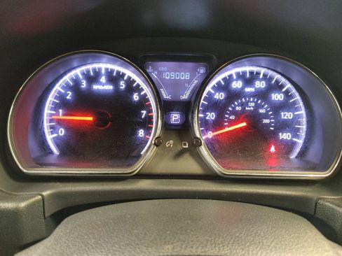 Used 2017 Nissan Versa SV w/ SV Special Edition Package image 23