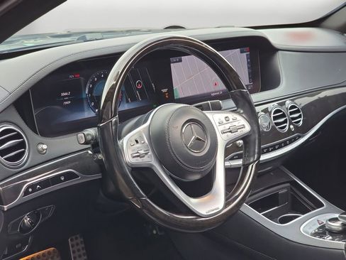 Used 2019 Mercedes-Benz S 560 Sedan image 10