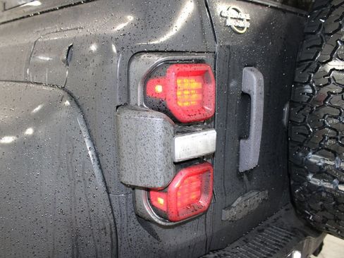 New 2025 Ford Bronco Raptor image 26