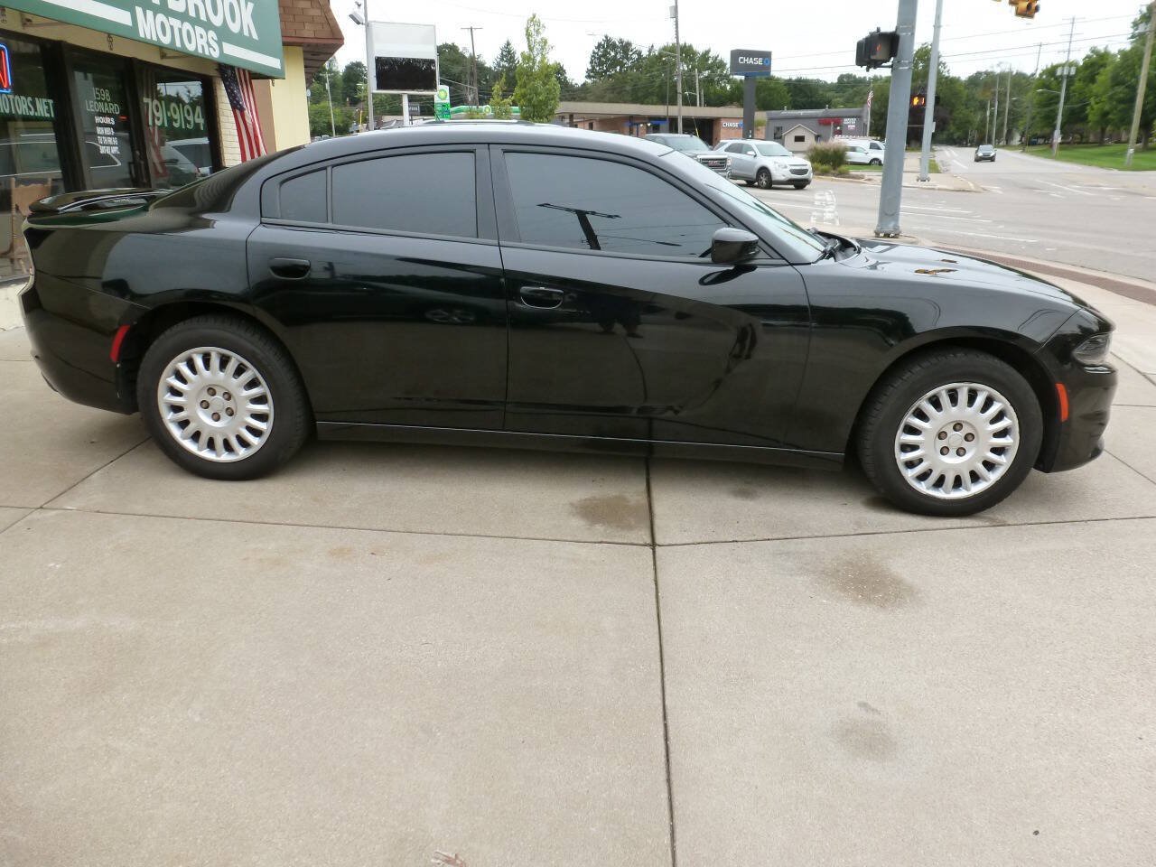 Used 2017 Dodge Charger Police w/ Street Appearance Group AWD/4WD image 5