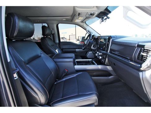 Used 2024 Ford F350 Lariat w/ Lariat Ultimate Package AWD/4WD image 26