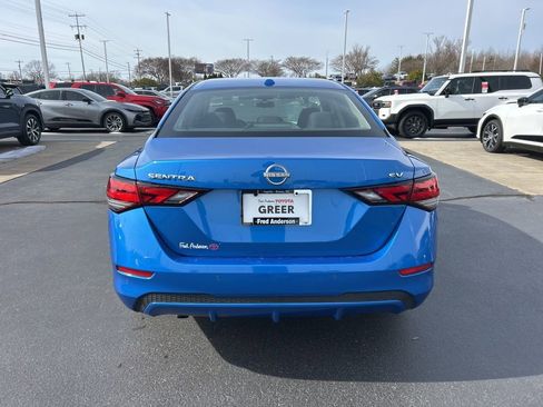Used 2024 Nissan Sentra SV image 17