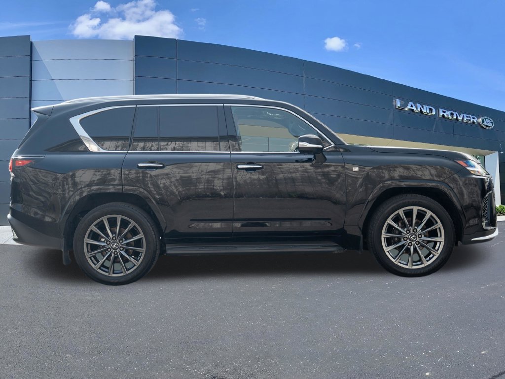 Used 2024 Lexus LX 600 F Sport AWD/4WD image 8