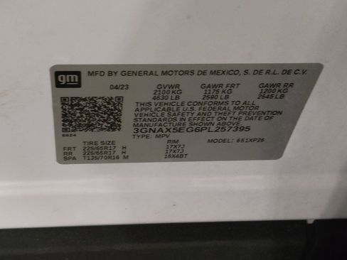 Used 2023 Chevrolet Equinox LS AWD/4WD image 33