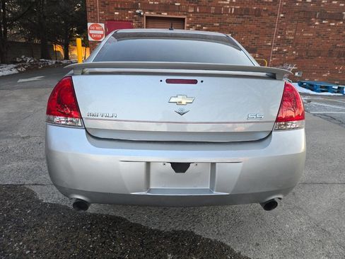 Used 2008 Chevrolet Impala SS w/ Convenience Package image 3