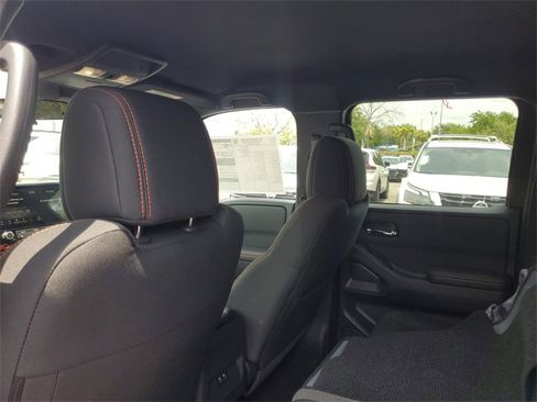 Used 2025 Nissan Frontier PRO-4X image 24