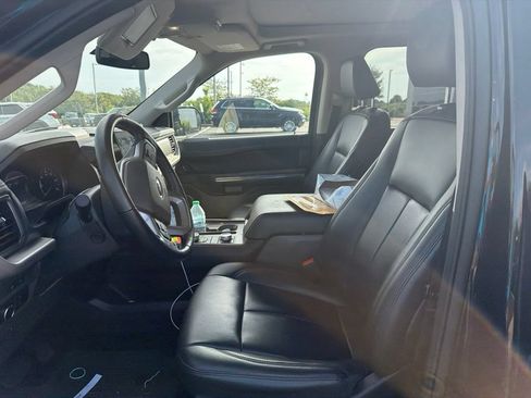 Used 2024 Ford Expedition Max XLT AWD/4WD image 6