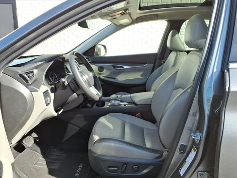 Used 2025 INFINITI QX50 Luxe image 12