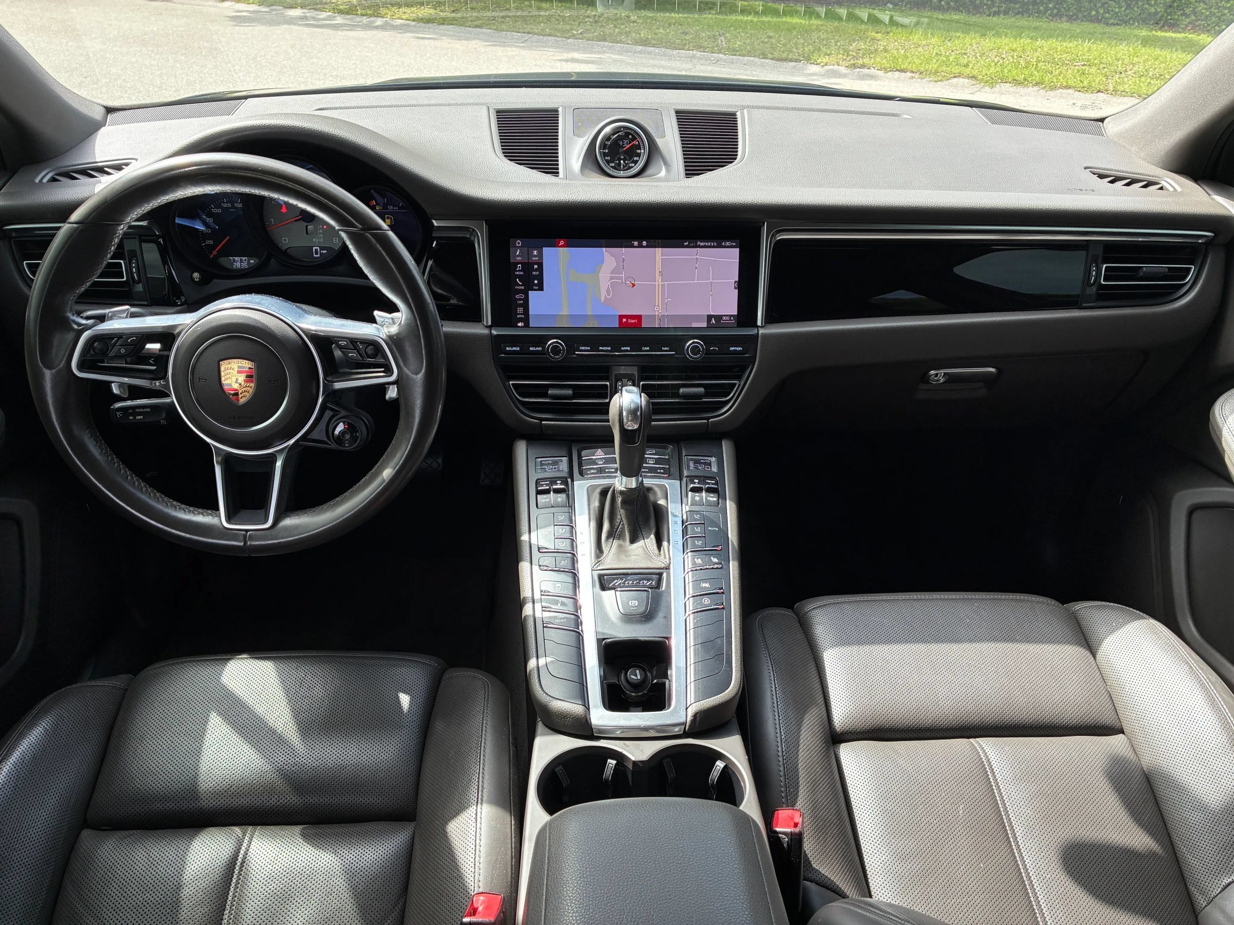 Used 2019 Porsche Macan S AWD/4WD image 11