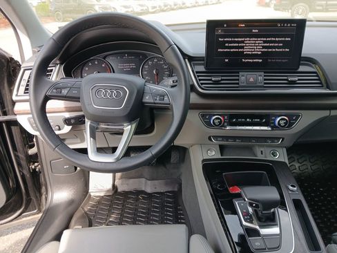 Used 2024 Audi Q5 2.0T Premium AWD/4WD image 28