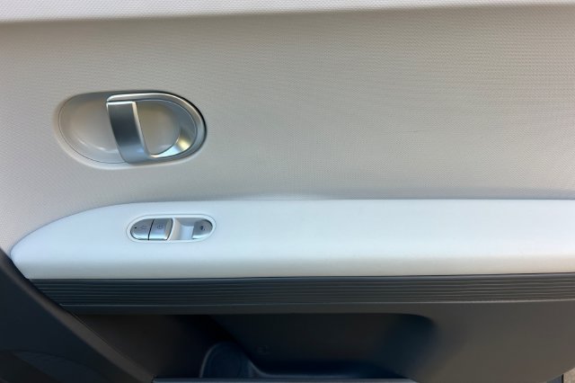 Certified 2024 Hyundai Ioniq 5 SEL RWD image 22