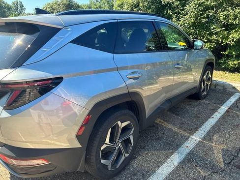 Certified 2024 Hyundai Tucson Limited AWD/4WD image 4