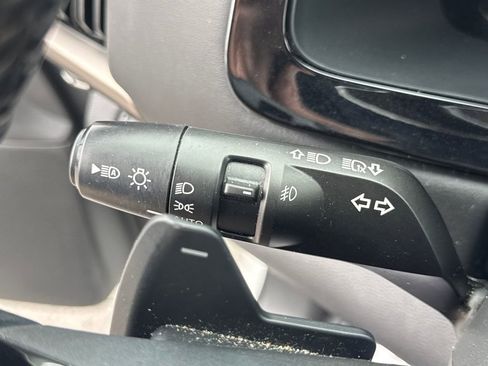Used 2023 Nissan Pathfinder Platinum AWD/4WD image 51