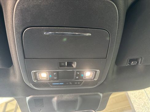 Used 2023 Ford F150 Lariat AWD/4WD image 19