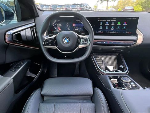 Certified 2025 BMW X3 xDrive30i w/ Premium Package AWD/4WD image 5