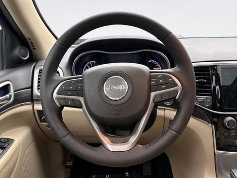Used 2020 Jeep Grand Cherokee Limited image 12