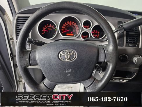 Used 2012 Toyota Tundra 4x4 Double Cab image 15