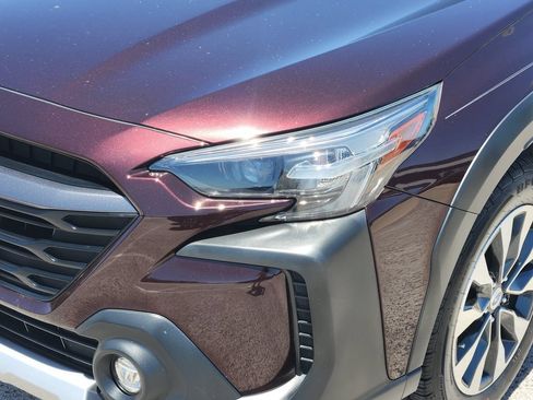 Certified 2023 Subaru Outback Limited AWD/4WD image 5