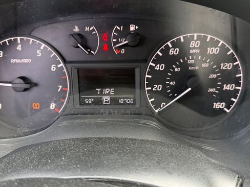 Used 2016 Nissan Sentra S FWD image 13
